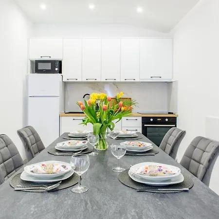 Solis Apartment