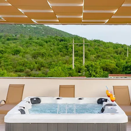 Apartment Solis
